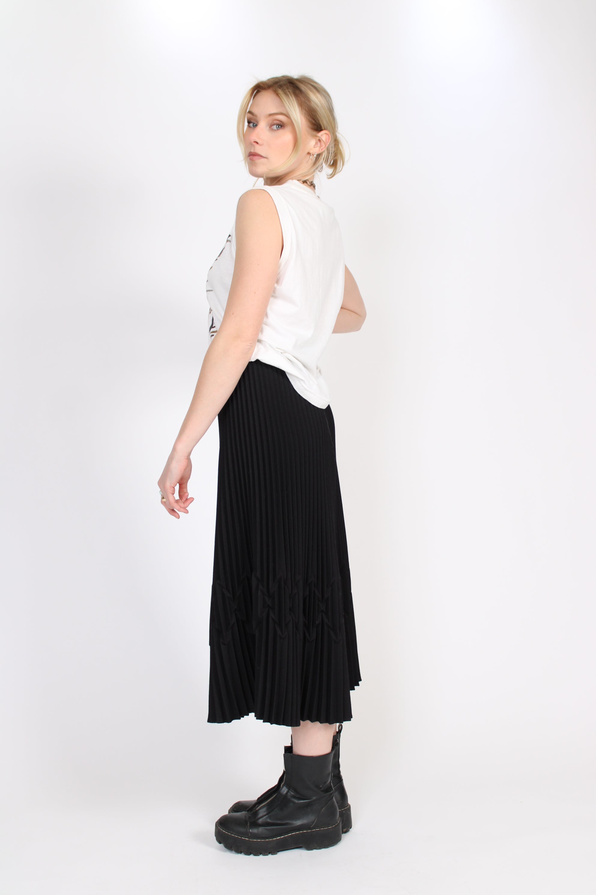 Vintage Black Bagatelle Pleated Skirt