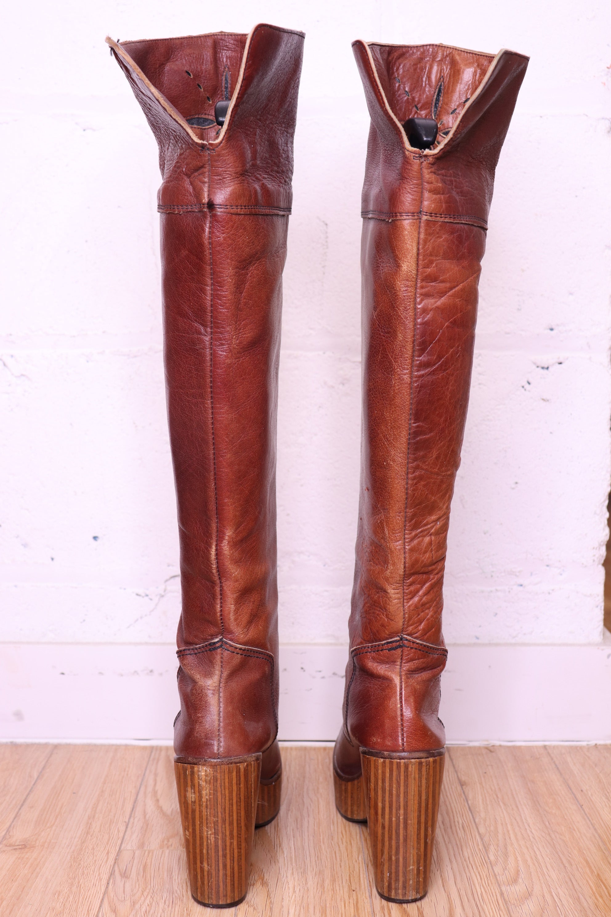 1970s Zodiac Wooden Platform Leather Boots